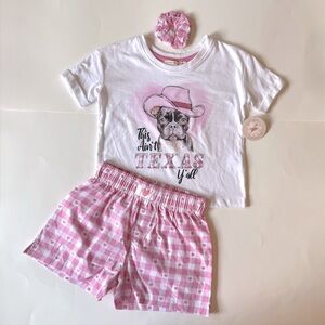 "This Ain't Texas" Cute Girl 2pc top and pink gingham shorts with Hair Tie NWT